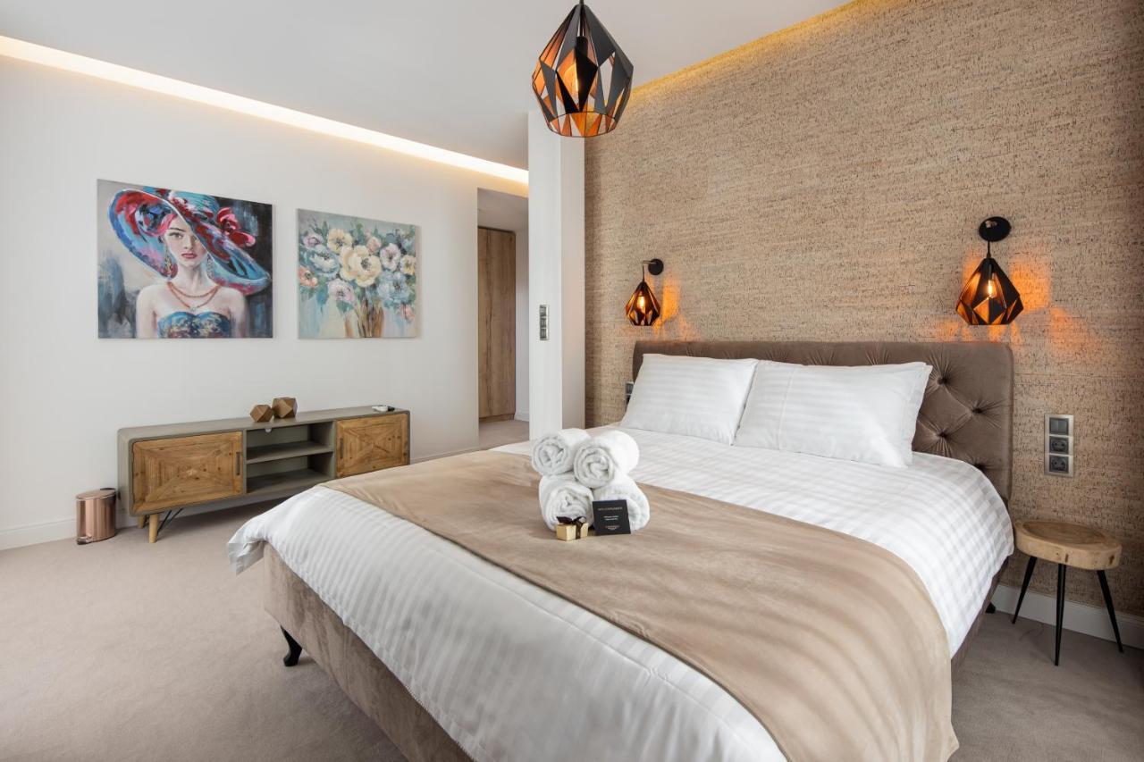 Kanopian Penthouse Brasov Bagian luar foto